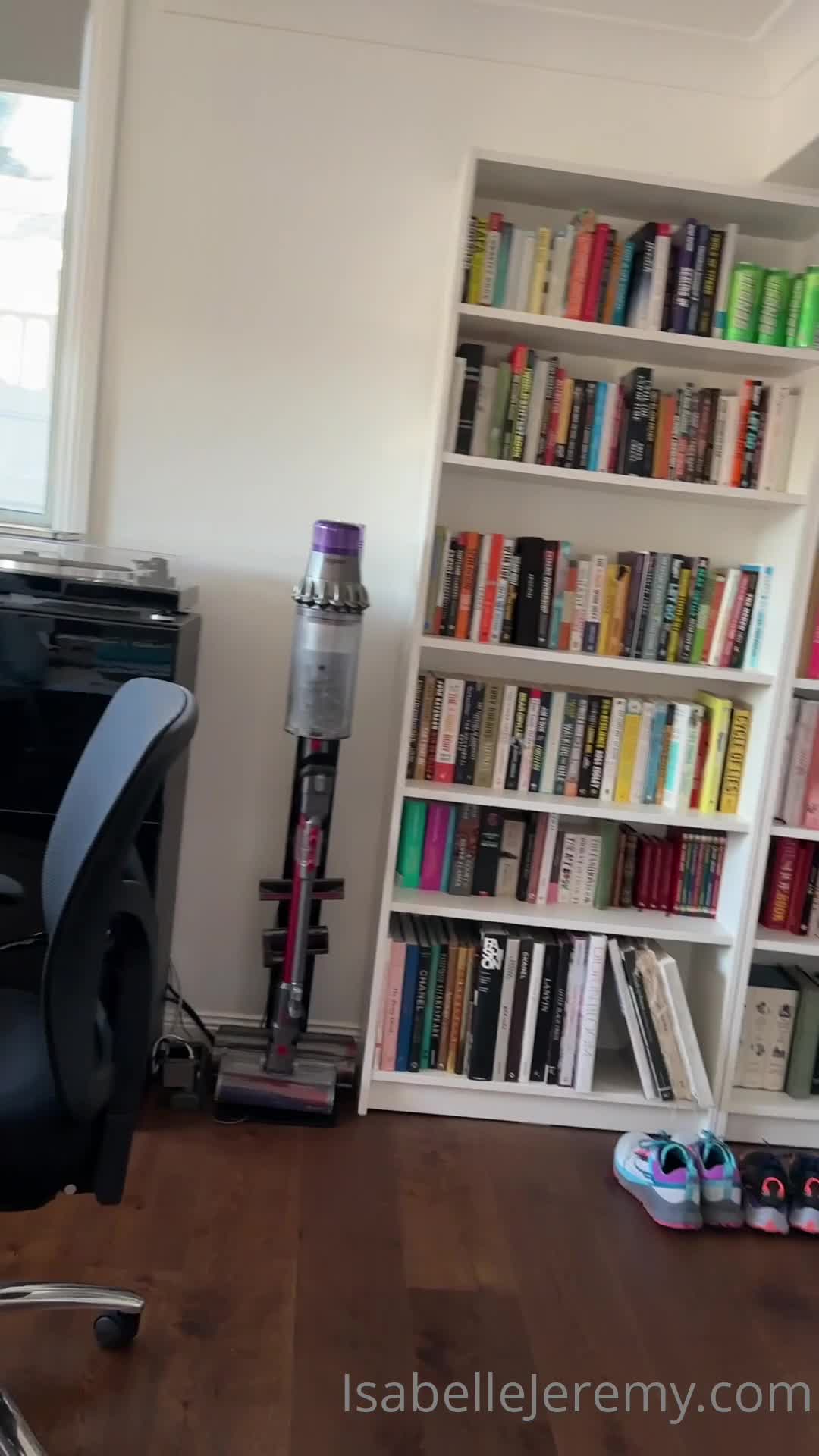 Video 439988 from Isabelle Eleanore / IsabelleJeremy