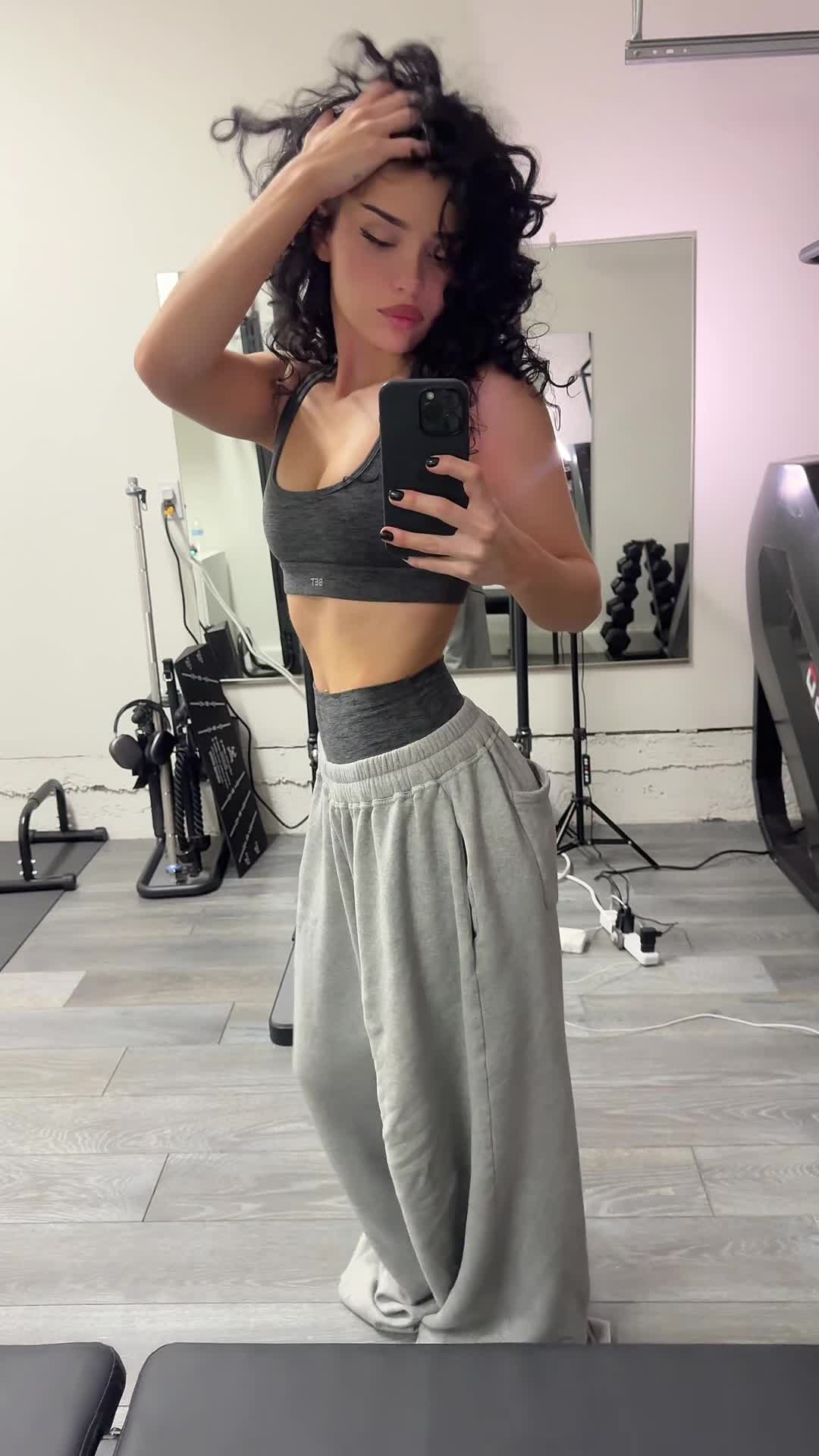 Video 270732 from little.warren / littlewarren