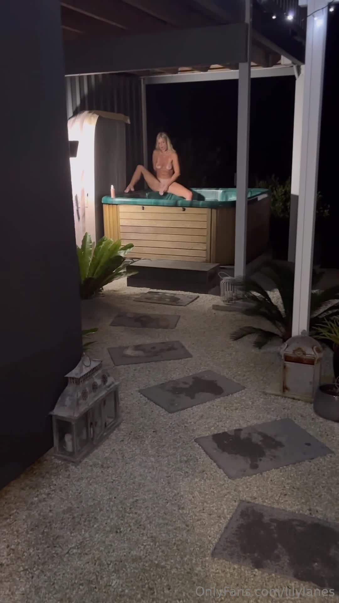 Video 442044 from Layla Roo / lilylanes