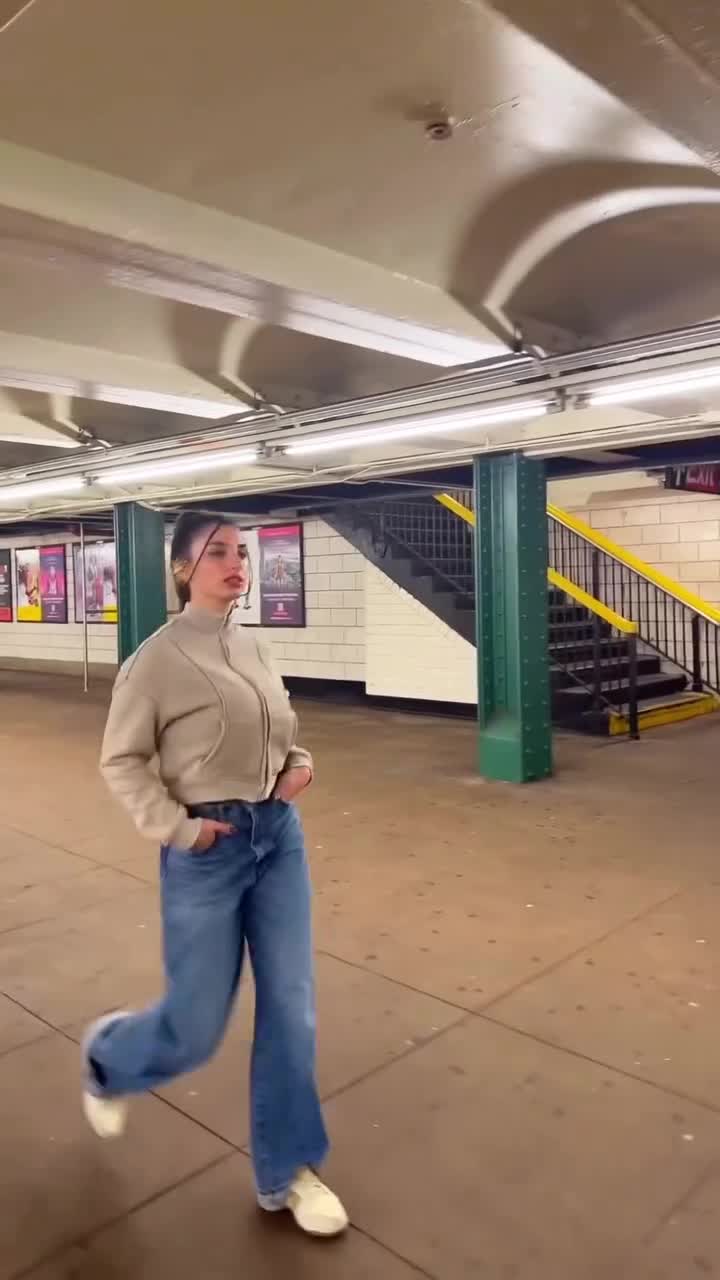 Video 303591 from Ika_dauria | ika dauria | ikadauria