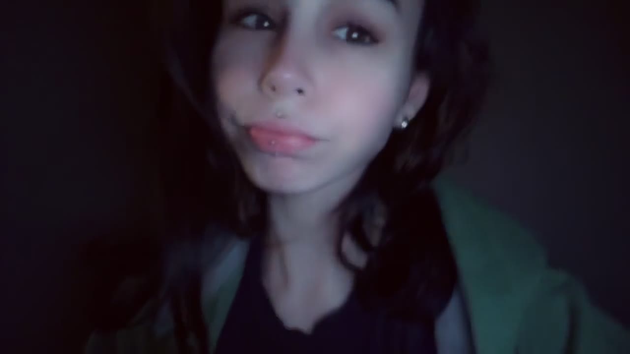 Video 444707 from Kiwi Sunset