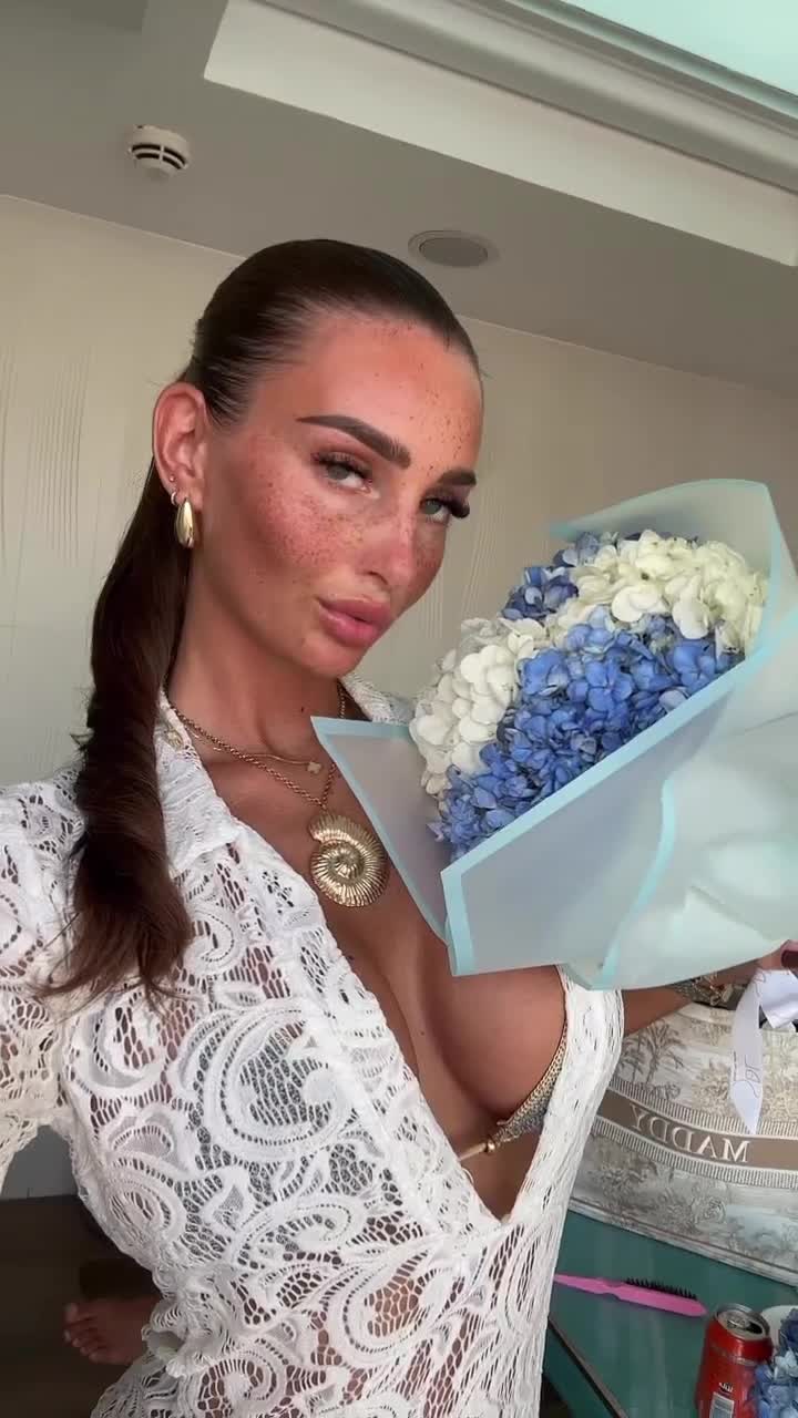 Video 446686 from Maddy Cheary / maddycheary