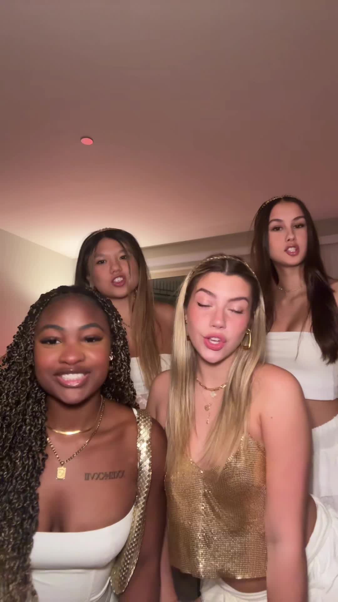 Video 446946 from Sissy Sheridan / itssissysheridan