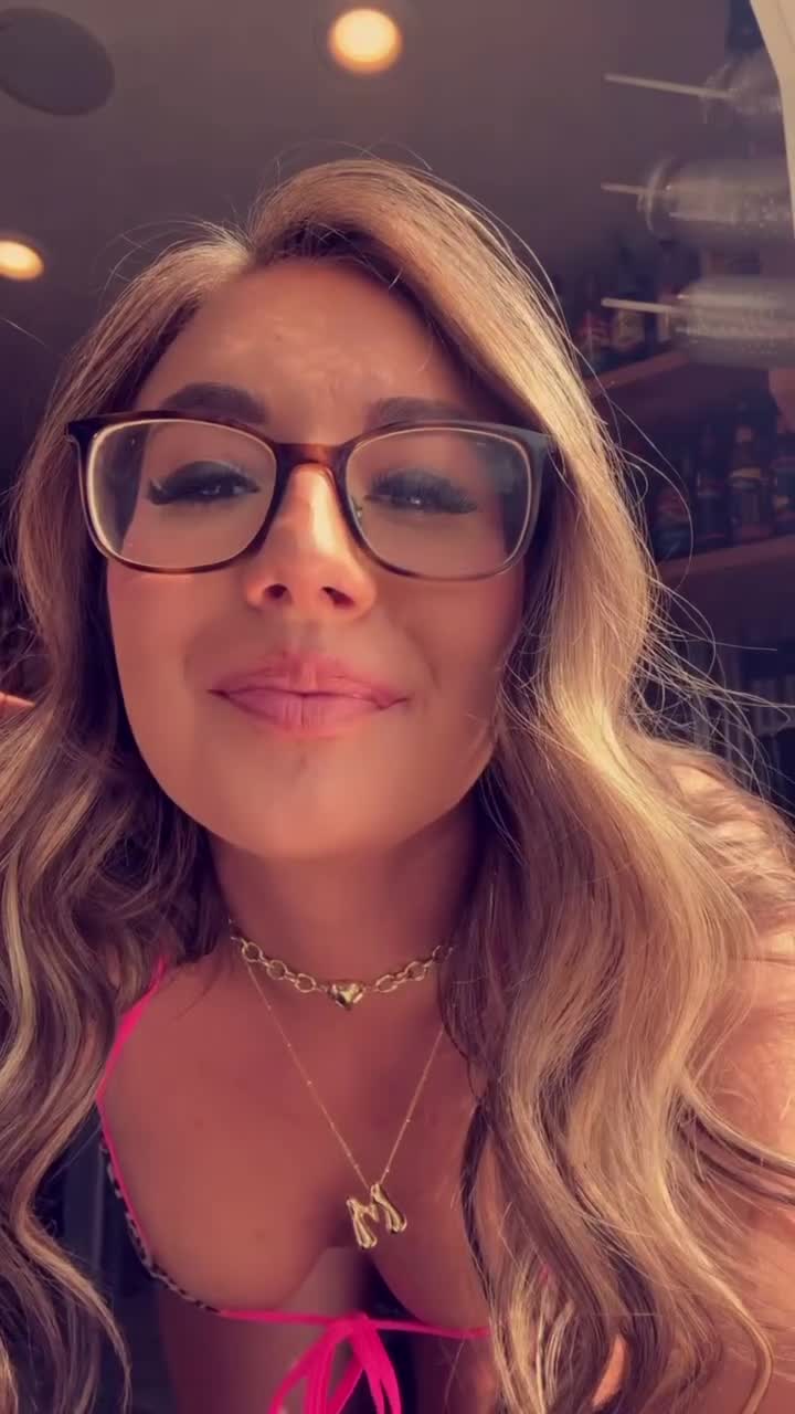 Video 447114 from Meghan Márquez