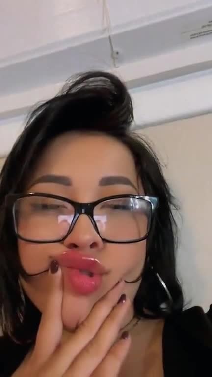 Video 447337 from Lizzy